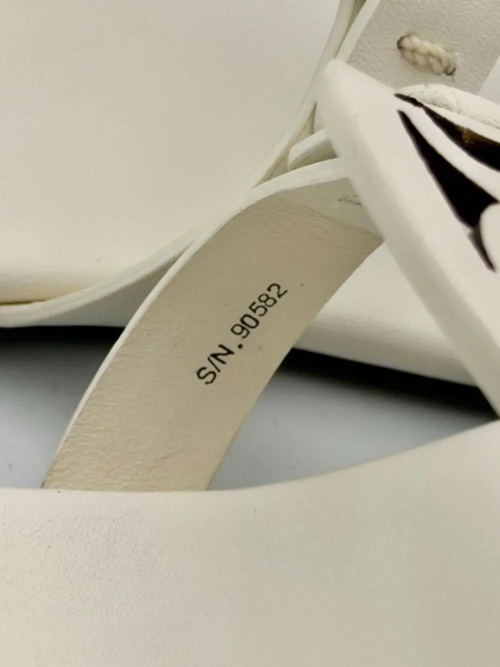Tory Burch Miller Soft Sandals Ivory Leather Size 8